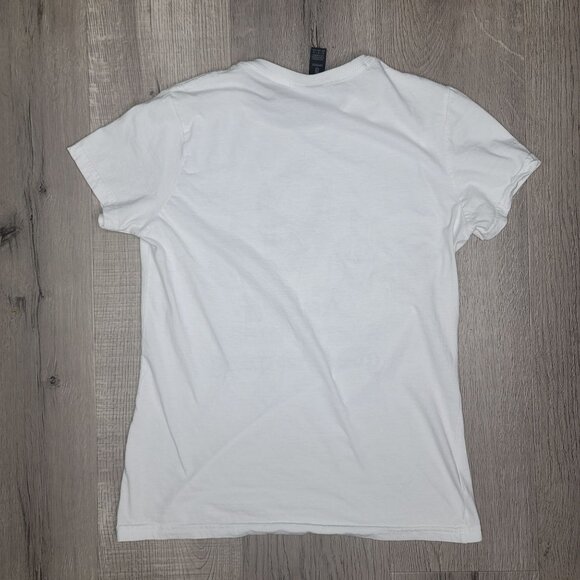 Funny Gildan Softstyle White T-Shirt With Skull & Middle Finger Design - Picture 2 of 3